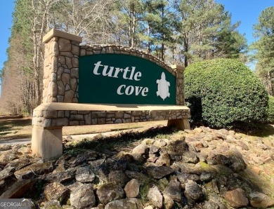 Comfortable 3 bedroom & 2 bath ranch home located in the highly on Turtle Cove Golf Course in Georgia - for sale on GolfHomes.com, golf home, golf lot