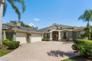 Under contract-accepting backup offers. Welcome to this on Northdale Golf and Tennis Club in Florida - for sale on GolfHomes.com, golf home, golf lot