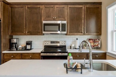 Perfect 2 bedroom, 2 bathroom Cottage at Linn Valley Lakes on Linn Valley Lakes - Deer Trace Golf Course in Kansas - for sale on GolfHomes.com, golf home, golf lot