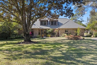 Stunning Custom Brick Home in Black Diamond Ranch - Guard-Gated on Black Diamond Ranch Golf Course in Florida - for sale on GolfHomes.com, golf home, golf lot