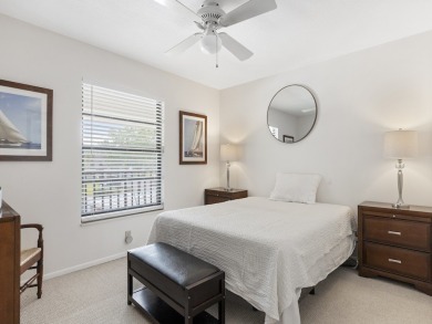 MOTIVATED SELLER! Great 55+ Community! Great amenities: on Vista Plantation Golf Club in Florida - for sale on GolfHomes.com, golf home, golf lot