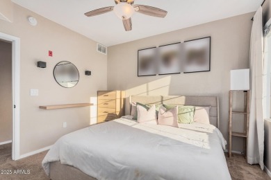 NEW HVAC!!! This updated 2 bed, 2 bath end unit condo offers on Papago Golf Course in Arizona - for sale on GolfHomes.com, golf home, golf lot