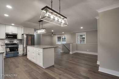 TOTALLY REMODELED - BETTER THAN NEW.  All the creaks & squeaks a on Toqua Golf Course - Loudon County in Tennessee - for sale on GolfHomes.com, golf home, golf lot