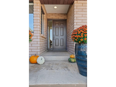 Don't miss this one! Timeless charm meets modern updates in this on St. George Golf Course in Utah - for sale on GolfHomes.com, golf home, golf lot