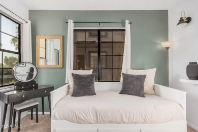 NEW HVAC!!! This updated 2 bed, 2 bath end unit condo offers on Papago Golf Course in Arizona - for sale on GolfHomes.com, golf home, golf lot