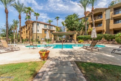 NEW HVAC!!! This updated 2 bed, 2 bath end unit condo offers on Papago Golf Course in Arizona - for sale on GolfHomes.com, golf home, golf lot