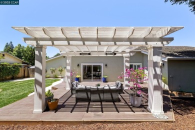 Completely updated move-in ready single-story home on a private on Boundary Oak Golf Course in California - for sale on GolfHomes.com, golf home, golf lot
