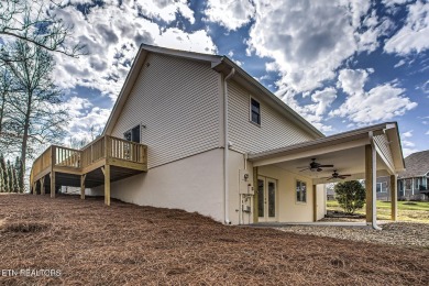TOTALLY REMODELED - BETTER THAN NEW.  All the creaks & squeaks a on Toqua Golf Course - Loudon County in Tennessee - for sale on GolfHomes.com, golf home, golf lot