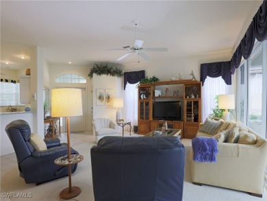 VERY MOTIVATED SELLER!  NEW ROOF *  NEW HVAC SYSTEM * Come and on Lexington Country Club in Florida - for sale on GolfHomes.com, golf home, golf lot