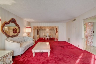 Vintage classic 1969 townhome in the Las Vegas Country Club on Las Vegas Country Club in Nevada - for sale on GolfHomes.com, golf home, golf lot