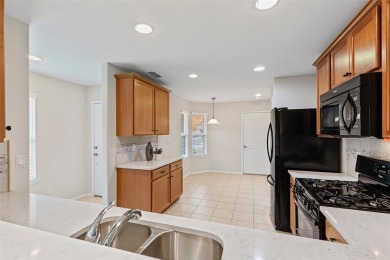 Live the Good Life in This 2-Bed + Flex Room Gem with Screened on Frisco Lakes Golf Course in Texas - for sale on GolfHomes.com, golf home, golf lot