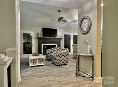 Beautifully updated 2 bedroom, 2 bath Quail Cove Townhome with on Rumbling Bald Resort on Lake Lure in North Carolina - for sale on GolfHomes.com, golf home, golf lot
