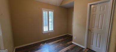 This 3 bedroom, 2.5 bath home with 1,262 sq ft offers an on Canongate At Flat Creek Club in Georgia - for sale on GolfHomes.com, golf home, golf lot