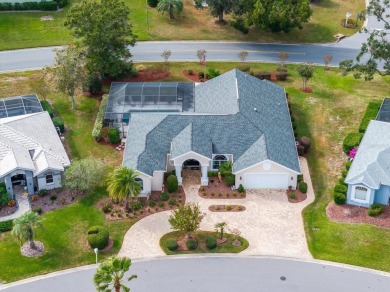 GORGEOUS POOL HOME with Custom Chef's Kitchen 3 Bedroom/3Bath on Glen Lakes Country Club in Florida - for sale on GolfHomes.com, golf home, golf lot