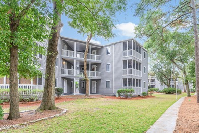 Stylish 2 bedroom, 2 bath condo in the heart of downtown on Carolina Shores Golf Course in North Carolina - for sale on GolfHomes.com, golf home, golf lot