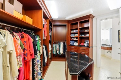 Turn-Key and a Golfer's Dream! Experience luxury living at its on Black Diamond Ranch Golf Course in Florida - for sale on GolfHomes.com, golf home, golf lot