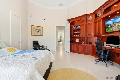 Turn-Key and a Golfer's Dream! Experience luxury living at its on Black Diamond Ranch Golf Course in Florida - for sale on GolfHomes.com, golf home, golf lot
