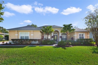 This stunning 4-bedroom, 3-bathroom, golf-course-frontage home on Eagle Dunes Golf Club in Florida - for sale on GolfHomes.com, golf home, golf lot