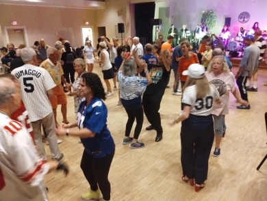 PRICE REDUCED!!!  Welcome to Wynmoor, Coconut Creek's premier on Wynmoor Golf Course in Florida - for sale on GolfHomes.com, golf home, golf lot