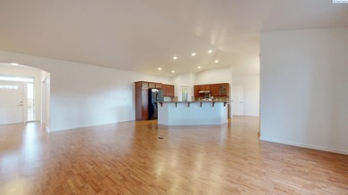 Welcome to easy living in the Horn Rapids golf community! This on Horn Rapids Golf Club in Washington - for sale on GolfHomes.com, golf home, golf lot