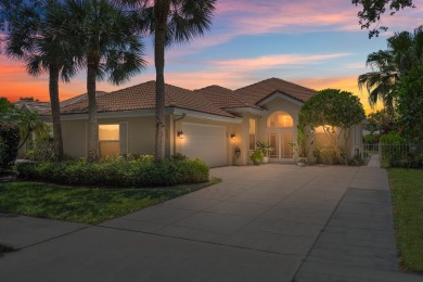 Fully renovated 3BR/2BA Designer decorated home in the on The Loxahatchee Club in Florida - for sale on GolfHomes.com, golf home, golf lot