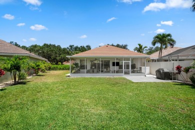 Fully renovated 3BR/2BA Designer decorated home in the on The Loxahatchee Club in Florida - for sale on GolfHomes.com, golf home, golf lot