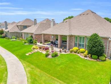 This beautifully maintained, one-story, K. Hovnanian home, with on Heritage Ranch Golf and Country Club in Texas - for sale on GolfHomes.com, golf home, golf lot