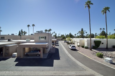 Beautifully remodeled 3-bedroom, 2-bath, two-story townhome! on Fountain of the Sun Country Club in Arizona - for sale on GolfHomes.com, golf home, golf lot