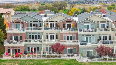 MLS# 289453 Discover elevated living at this beautifully on Columbia Point Golf Course in Washington - for sale on GolfHomes.com, golf home, golf lot