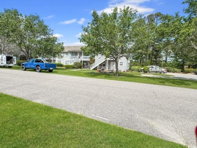 Welcome to this well-maintained 2-bedroom, 2-bath end unit on Heron Point Golf Club in South Carolina - for sale on GolfHomes.com, golf home, golf lot