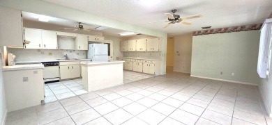 Welcome home to this charming Bostonian Model Villa located in on On Top of the World Golf Course in Florida - for sale on GolfHomes.com, golf home, golf lot