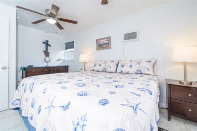 Charming and fully furnished 2-bedroom, 1-bath Cottage with a on Rockport Country Club in Texas - for sale on GolfHomes.com, golf home, golf lot