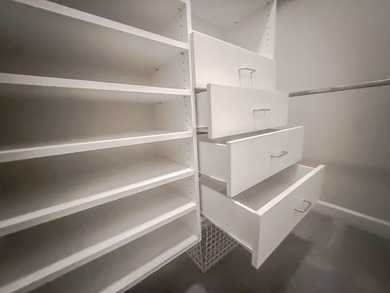 Downsizing? Searching for a winter escape? Craving that on Legend Oaks Plantation Golf Club in South Carolina - for sale on GolfHomes.com, golf home, golf lot