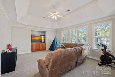 Come experience River Run Country Club living! This charming on River Run Country Club in North Carolina - for sale on GolfHomes.com, golf home, golf lot