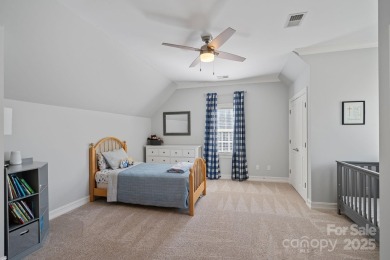 Come experience River Run Country Club living! This charming on River Run Country Club in North Carolina - for sale on GolfHomes.com, golf home, golf lot