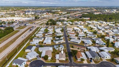 Under contract-accepting backup offers. Welcome to this cozy and on Kings Gate Golf Club in Florida - for sale on GolfHomes.com, golf home, golf lot