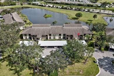Beautifully renovated 2 BD/2 BA situated on Executive Golf on Vista Plantation Golf Club in Florida - for sale on GolfHomes.com, golf home, golf lot