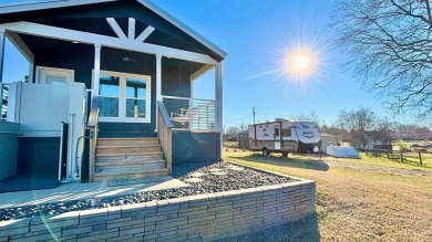 Discover this charming 1-bedroom, 1-bath Country Cottage by on Links At Lands End in Texas - for sale on GolfHomes.com, golf home, golf lot