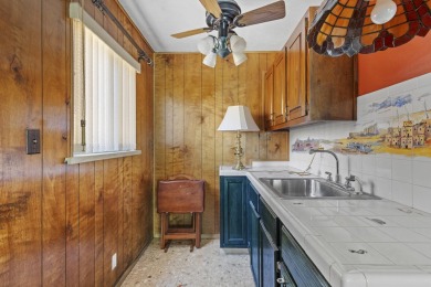 Great opportunity in Four Hills Village! This 3-bedroom, 3-bath on The Canyon Club in New Mexico - for sale on GolfHomes.com, golf home, golf lot