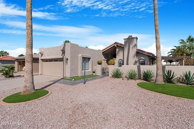 Outstanding CURB APPEAL welcomes you to this beautifully on Cottonwood Country Club in Arizona - for sale on GolfHomes.com, golf home, golf lot