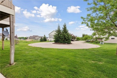 Welcome home to this spacious and well-maintained 3-bedroom on Boulder Pointe Golf Club in Minnesota - for sale on GolfHomes.com, golf home, golf lot