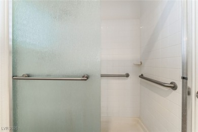 GREAT DEAL on this 2 BEDROOM, 2 BATH, 2 CAR + GOLF CART GARAGE on Highland Falls Golf Club in Nevada - for sale on GolfHomes.com, golf home, golf lot