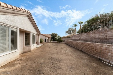GREAT DEAL on this 2 BEDROOM, 2 BATH, 2 CAR + GOLF CART GARAGE on Highland Falls Golf Club in Nevada - for sale on GolfHomes.com, golf home, golf lot