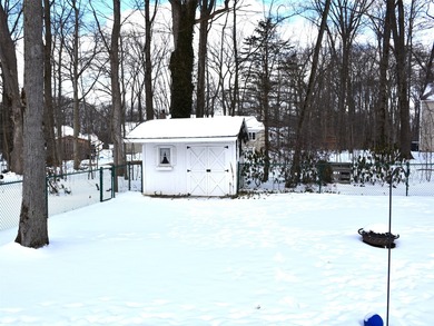 Beautiful Two-Story home offering 4 bedrooms, 2 full baths, and on Hailwood Golf Club in Pennsylvania - for sale on GolfHomes.com, golf home, golf lot