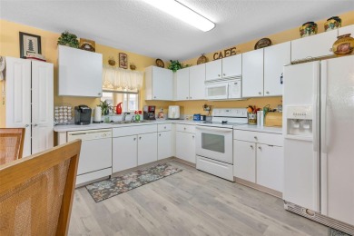 Under contract-accepting backup offers. WOW - INCREIBLE PRICE on Kings Gate Golf Club in Florida - for sale on GolfHomes.com, golf home, golf lot