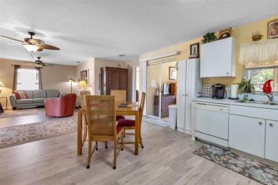 Under contract-accepting backup offers. WOW - INCREIBLE PRICE on Kings Gate Golf Club in Florida - for sale on GolfHomes.com, golf home, golf lot