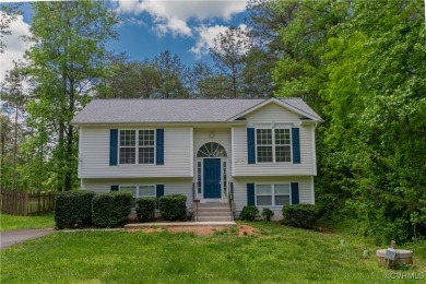 WELCOME HOME!  THIS HOME OFFERS MORE THAN IT APPEARS.  FULLY on Pendleton Golf Club in Virginia - for sale on GolfHomes.com, golf home, golf lot