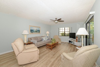 Located in the desirable Jamestown at Heritage Ridge, this on Heritage Ridge Golf Club in Florida - for sale on GolfHomes.com, golf home, golf lot