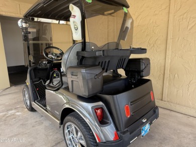 Golfers' dream! This 1 bed/1 bath first-floor condo sits on on Hillcrest Golf Club in Arizona - for sale on GolfHomes.com, golf home, golf lot