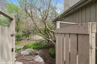 This end unit townhouse has been recently updated throughout on Pine Meadow Golf Club in Illinois - for sale on GolfHomes.com, golf home, golf lot